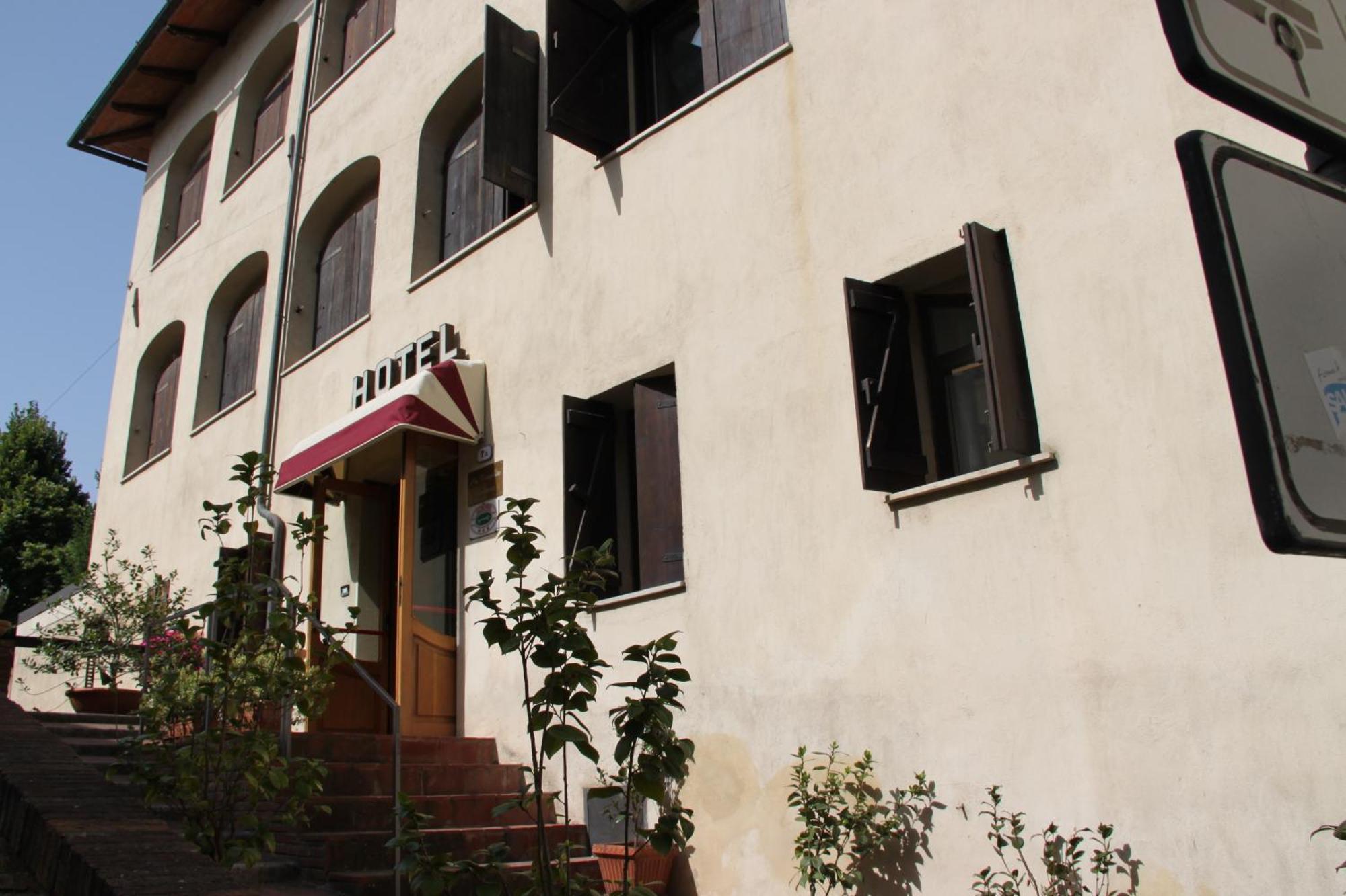 Hotel La Vecchia Cartiera Colle di Val d'Elsa Exterior foto